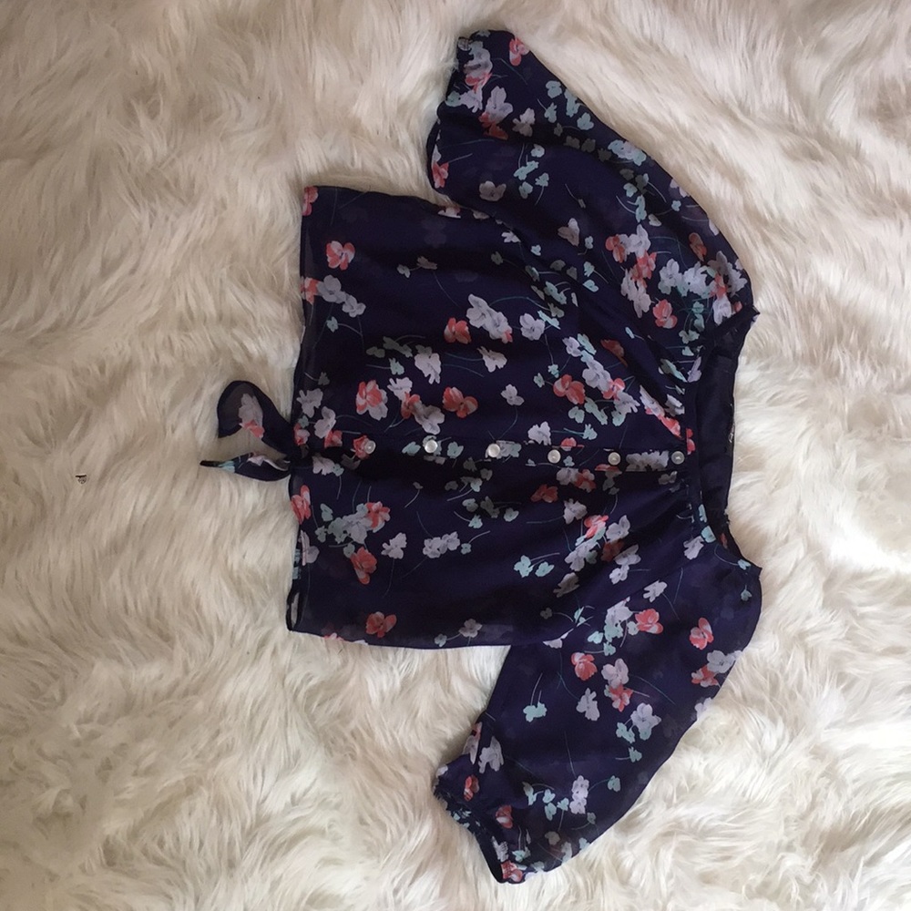 A by and by girl shirt. Size medium in girls
